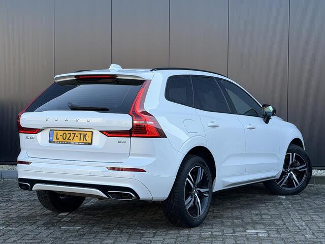 Volvo XC60 2.0 B5 R-Design Panorama dak / Adaptive cruise control / Elektr. stoelverstelling / 360 camera / stoel- en stuurverwarming