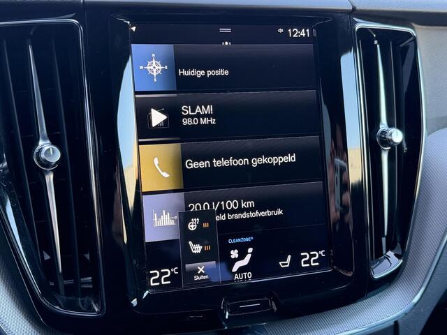 Volvo XC60 2.0 B5 R-Design Panorama dak / Adaptive cruise control / Elektr. stoelverstelling / 360 camera / stoel- en stuurverwarming