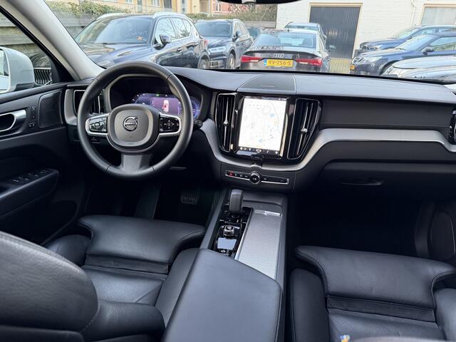 Volvo XC60 2.0 T6 Plug-in hybrid AWD Ultimate Chrome Panoramadak Headu UP Longe range