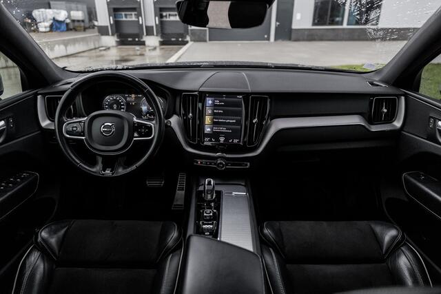 Volvo XC60 2.0 T8 Twin Engine AWD R-Design