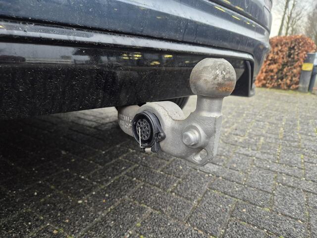 Volvo XC60 2.0 T6 Plug-in hybrid AWD R-Design Trekhaak/Panodak/AdaptiveCruise etc.