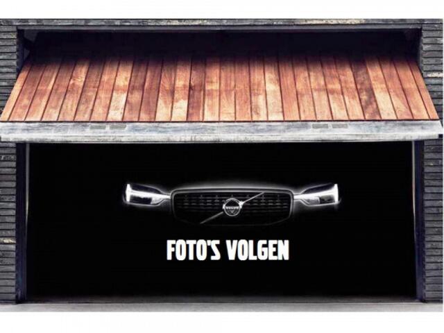 Volvo XC60 T6 350PK Plug-in hybrid AWD Plus Dark | Trekhaak |