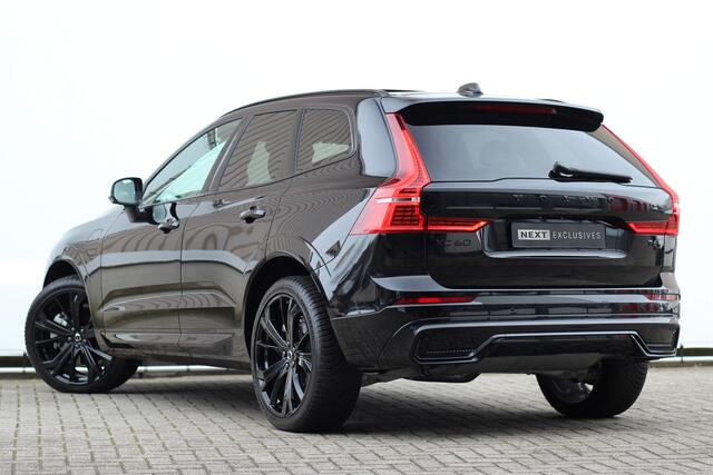 Volvo XC60 2.0 T6 Plug-in hybrid AWD Plus Black Edition R-Design | Nieuw | Pano | Head-up | ACC |