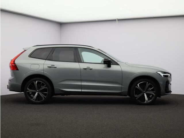 Volvo XC60 2.0 T8 Plug-in hybrid AWD Ultra Dark PHEV, Automaat, 21 inch, Panoramadak, Bowers&Wilkins audio, Stoelverwarming, Stuurverwarming, Trekhaak semi elektrisch wegklapbaar, Gelaagde- en getinte ramen