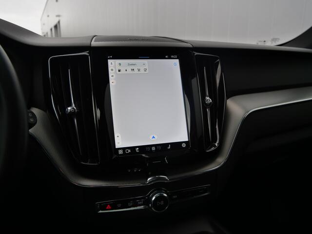 Volvo XC60 2.0 T6 Plug-in hybrid AWD Plus Dark 350 Pk Automaat Navi / Leer / Pano-dak / DAB / Apple Carplay / Harman Kardon .