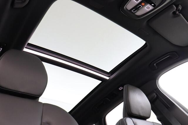 Volvo XC60 II T8 PLUG-IN HYBRID AWD ULTRA BLACK EDITION -PANO.DAK|BOWERS&WILKINS|GEVENT.LEDER+MASSAGE|360°CAM|HEAD-UP DISP.|PRIVACY.GLAS|21"