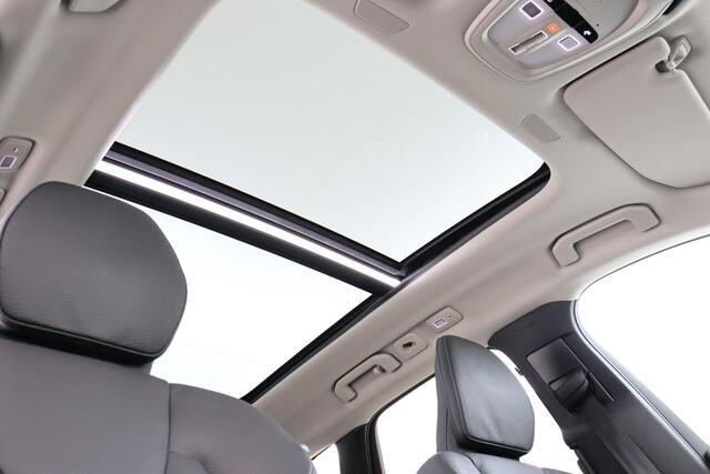 Volvo XC60 T8 PLUG-IN HYBRID AWD ULTRA DARK [MY25] -PANO.DAK|HARMAN/KARDON|LUCHTVERING|TREKHAAK|360°CAM|POWER-SEATS|HEAD-UP DISP.|21"