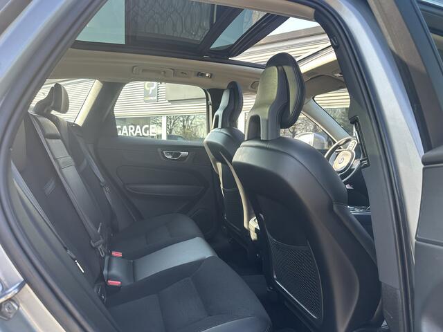 Volvo XC60 2.0 T5 AWD Momentum | Panodak | HUD | 360 Camera | Memory