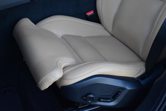 Volvo XC60 T6 350 PK Plug-in hybrid AWD Ultimate Dark | 22 inch | Luchtvering | Bowers & Wilkins | Full Options |