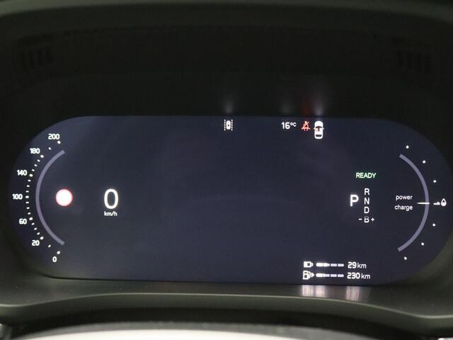 Volvo XC60 2.0 T6 Plug-in hybrid AWD Plus Black Edition Pano-Schuifdak, Trekhaak, 21" LM Velgen, 360gr. Camera, Head-Up Display, Elektr. Achterklep, Keyless, Memorystoel