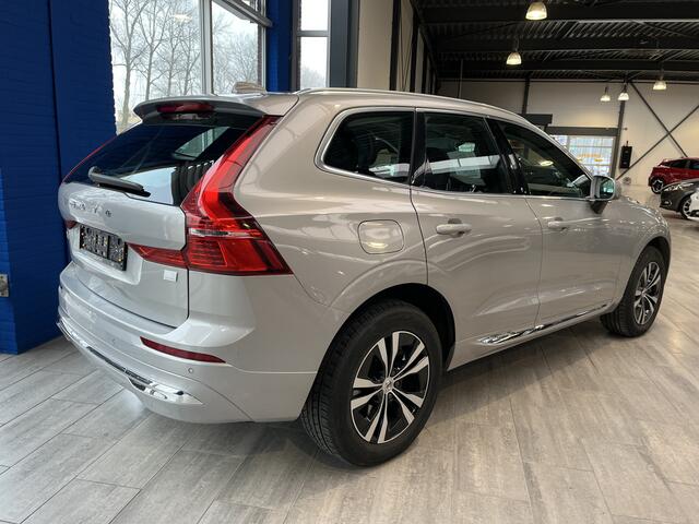Volvo XC60 2.0 T6 Plug-in hybrid 350 pk AWD Core Bright | Pano | El. a. klep | Camera | LED | 18" | Keyless entry | Google Maps Navi