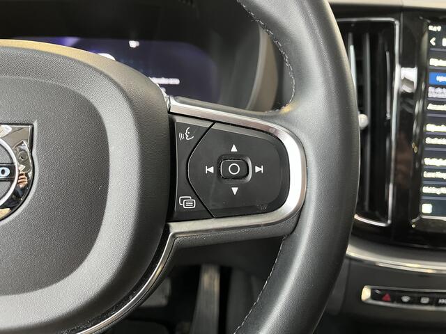 Volvo XC60 2.0 T6 Plug-in hybrid 350 pk AWD Core Bright | Pano | El. a. klep | Camera | LED | 18" | Keyless entry | Google Maps Navi