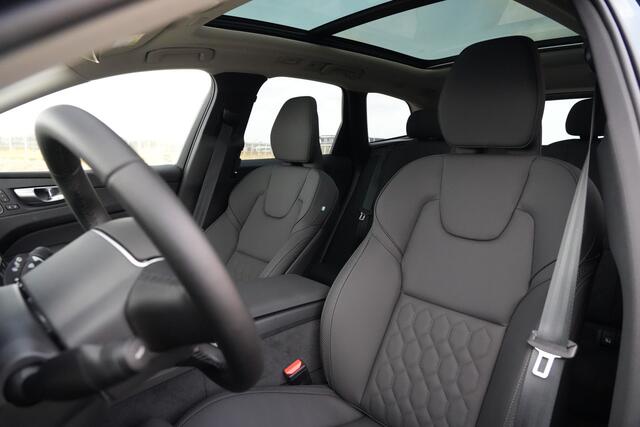 Volvo XC60 2.0 T8 Plug-in hybrid AWD MY26 Plus Dark 455pk Panoramadak/HarmanKardon/360Camera