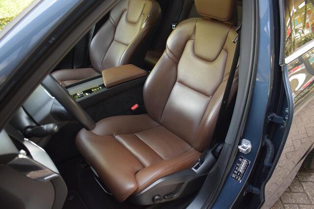Volvo XC60 2.0 T8 AWD Mom Pro PANO|LEDER|LED|STOEL+STUURVW|