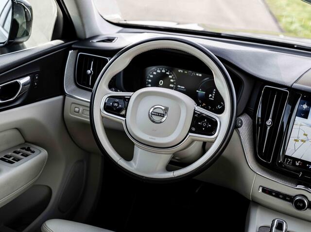 Volvo XC60 2.0 T8 390Pk AWD Inscription ACC Pano Trekhaak