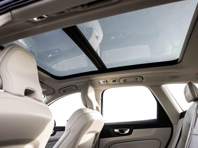 Volvo XC60 2.0 T8 390Pk AWD Inscription ACC Pano Trekhaak