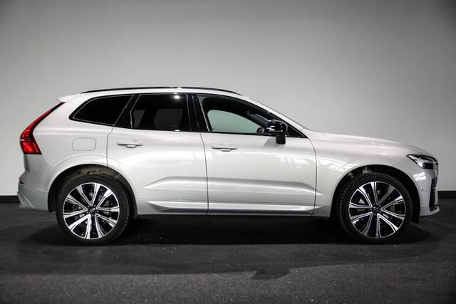 Volvo XC60 B5 Ultimate Dark | Luchtvering | Trekhaak | 360 Cam |