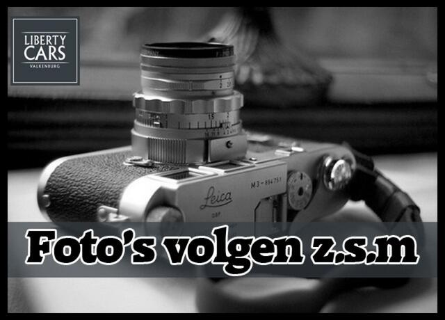 Volvo XC60 2.0 B4 Aut. R-DESIGN / Panorama dak / Volleder