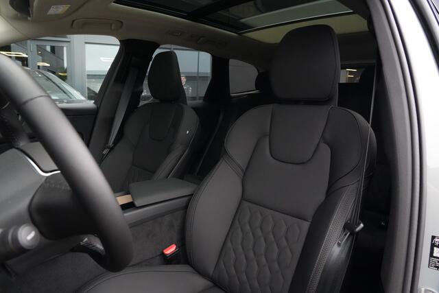 Volvo XC60 2.0 T8 Plug-in hybrid AWD MY26 Plus Dark 455pk Panoramadak/HarmanKardon/360Camera