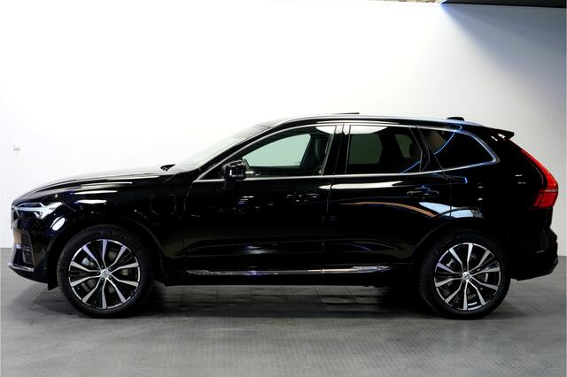 Volvo XC60 2.0 T6 AWD 293kW/399pk Aut8 Ultimate Bright PANORAMADAK + HARMAN/KARDON + PILOT ASSIST + EL.TREKHAAK + GOOGLE MAPS&SERVICES + 360 CAMERA + KEYLESS ENTRY&GO + LANE ASSIST + MATRIX LED + STOEL-&STUURVERWARMING + PARKSENSOREN V&A + 20" LM-VELGEN!!