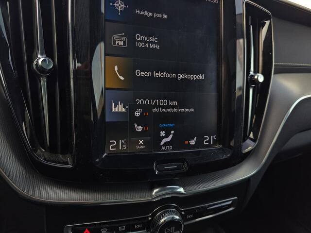 Volvo XC60 Recharge T6 AWD R-Design | Rijklaarprijs | Trekhaak | Pano dak |