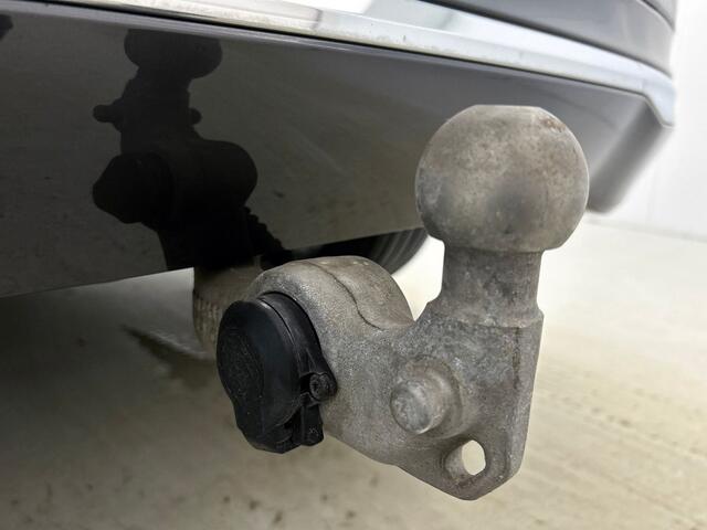 Volvo XC60 T6 Plus | 360* | Pano | Blis | Trekhaak | 20 Inch | Memory |