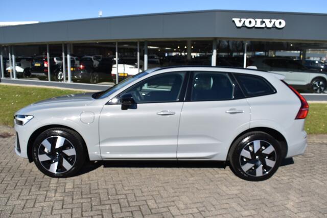 Volvo XC60 T6 AWD 350PK Plug-in Hybrid Ultimate Dark / Head-Up / Trekhaak / Blis / 360 Camera / Schuif/kanteldak /