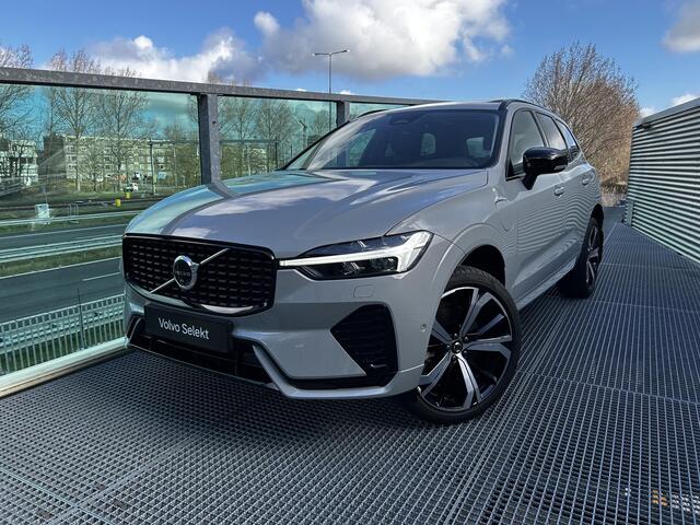 Volvo XC60 2.0 T6 Plug-in hybrid AWD Plus Dark Automaat, Panorama dak, Premium sound-Harman-Kardon, Electr. stoelen voor, 21 inch velgen, Luchtvering, Parkeer camera 360Gr.