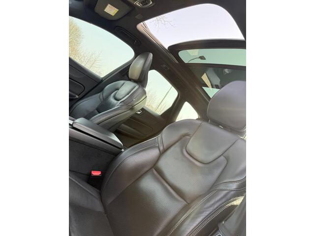 Volvo XC60 2.0 T6 Plug-in hybrid AWD R-Design