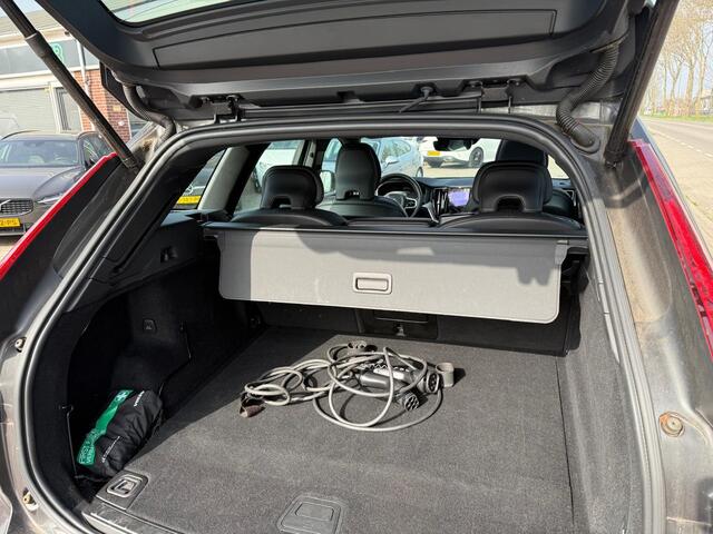 Volvo XC60 2.0 T6 Plug-in hybrid AWD R-Design