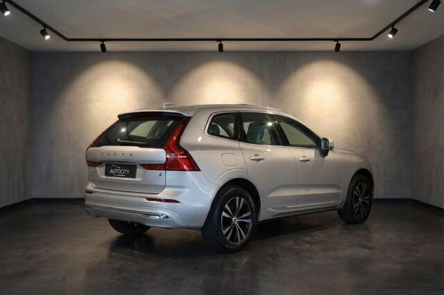 Volvo XC60 T6 Recharge PHEV AWD 350PK Long Range | Pano | Leder | Trekhaak