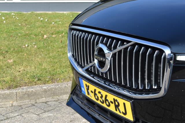 Volvo XC60 T8 AWD 390PK Plug-in Hybrid Inscription | Trekhaak | Panodak | Stoel-Stuur verwarming | ACC | All season |