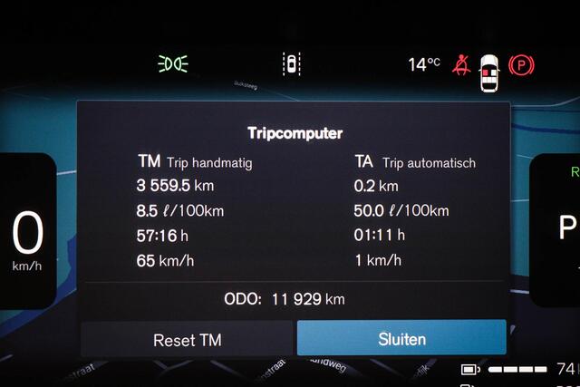 Volvo XC60 2.0 T6 Plug-in hybrid AWD Ultra Bright | PANORAMADAK | STUURVERWARMING | DAB | APPLE | 360 CAMERA