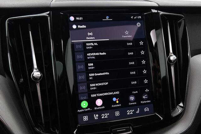 Volvo XC60 2.0 T6 Plug-in hybrid AWD Plus Dark Pano, 21"