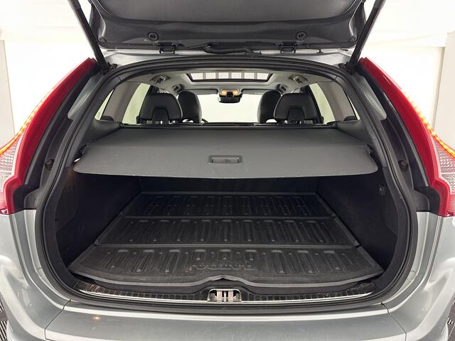 Volvo XC60 2.0 D4 FWD Polar+ Aut. *PANO | LEATHER | XENON | ADAPTIVE-CRUISE | MEMORY-PACK | BLINDSPOT | HEATED-COMFORTSEATS | NAVI-FULLMAP | CAMERA | PRIVACY-GLASS | ECC | PDC | 17''ALU | TOWBAR*