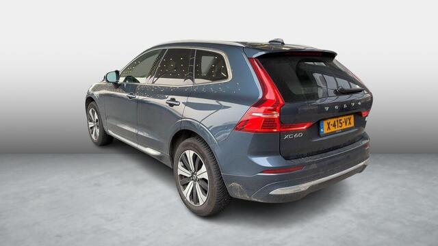 Volvo XC60 2.0 T6 Plug-in hybrid AWD Essential Edition Bright | NL-Auto | Panoramisch Schuif/Kanteldak | Stoel/Stuurverwarming | Google | Climate Control | Leder |