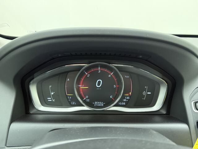 Volvo XC60 D3 150pk Polar+ / Lederen bekleding / Stoelverwarming / Elektr. verstelbare stoel / Trekhaak / All-season banden /