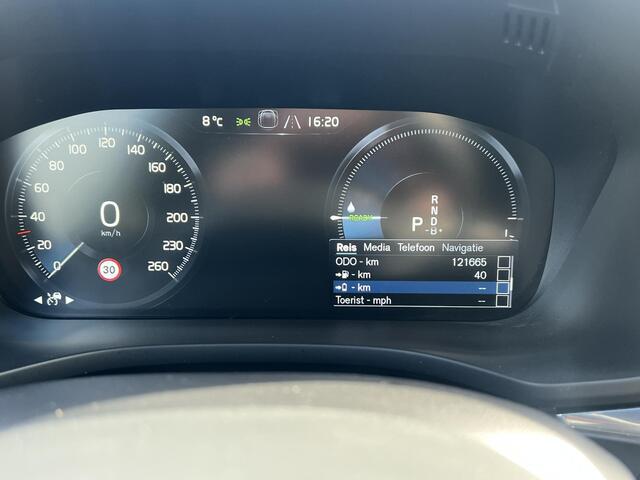 Volvo XC60 2.0 Recharge T6 AWD R-Design | Panoramadak | Leder | Camera |