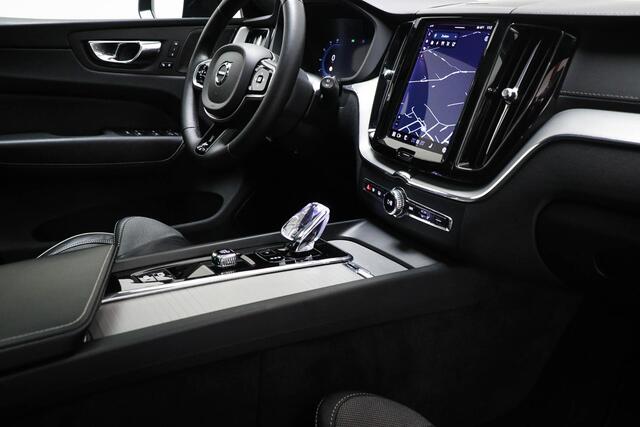 Volvo XC60 2.0 T8 Plug-in-hybrid AWD Polestar Engineered | SOH 100% | PANORAMADAK | HARMAN KARDON | ACHTERBANKVERWARMING | HEAD UP | DAB | APPLE | CAMERA | 22"
