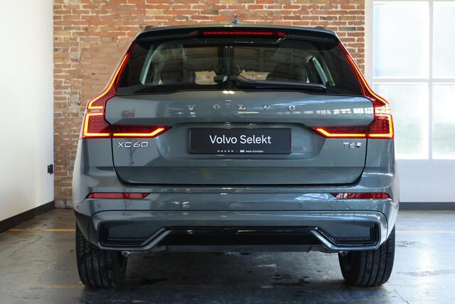 Volvo XC60 T6 Plug-in hybrid AWD Plus | Verwarmbare voorstoelen | Verwarmbaar stuurwiel | Verwarmbare achterbank | Panoramadak | Rondom zichtcamera | 20 inch Lichtmetalen velgen | Alarmklasse 3