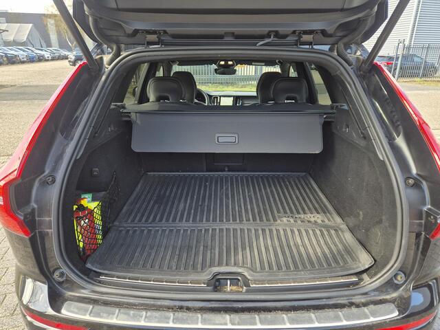 Volvo XC60 2.0 T6 Plug-in hybrid AWD Plus Dark 21Inch/ACC/360Cam etc.