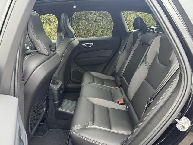 Volvo XC60 T8 Plug-in hybrid AWD Plus Black Edition | Trekhaak | 360 Camera | H&K Audio | Elektr. stoel