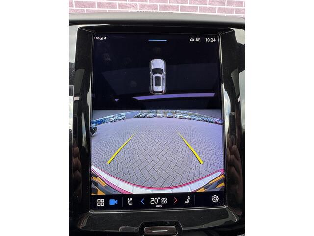 Volvo XC60 2.0 T8 Plug-in hybrid AWD R-Design | Long Range | Trekhaak | Elektrisch verstelbare bestuurders stoel | Panorama dak | 21" velgen | Adaptieve Cruis control | Harman & Kardon | Stoel/stuur verwarming | Achterbank verwarming | Camera |