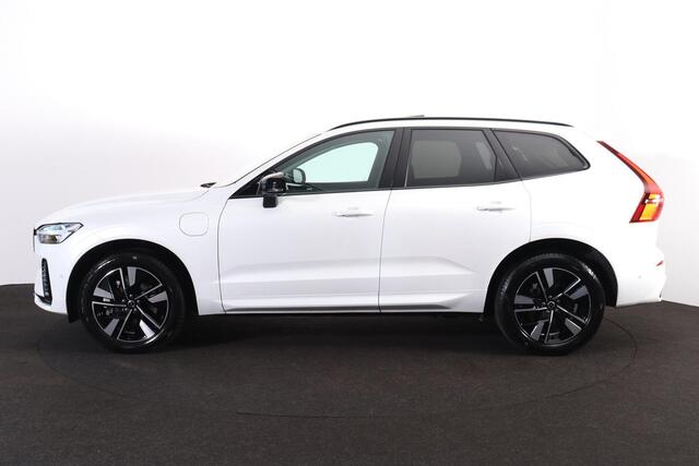 Volvo XC60 T6 Recharge AWD Plus Dark - Panorama/schuifdak - IntelliSafe Assist & Surround - 360º Camera - Harman/Kardon audio - Verwarmde voorstoelen, stuur & achterbank - Parkeersensoren voor & achter - Elektr. bedienb. voorstoelen met geheugen - Head up display - 