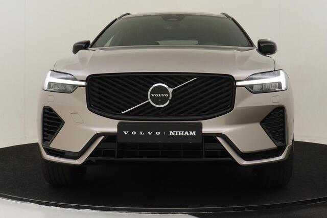 Volvo XC60 II T6 PLUG-IN HYBRID AWD ULTRA DARK *NIEUW!* -PANO.DAK|HARMAN/KARDON|HEAD-UP DISP.|360°CAM|PRIVACY.GLAS|ZWARTE.HEMEL|TREKHAAK|21" *NW.PRIJS ¤81.493,-*