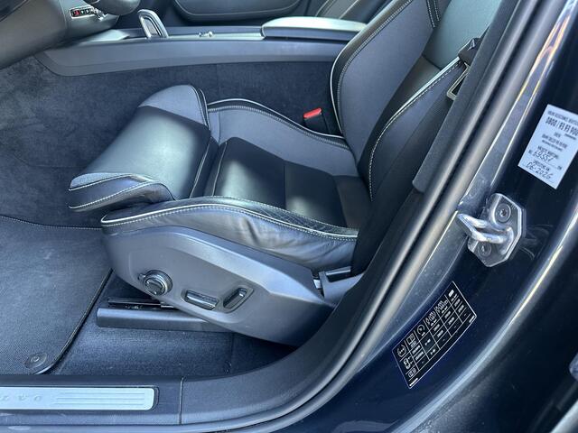 Volvo XC60 2.0 B4 R-Design ACC|trekhaak|memory