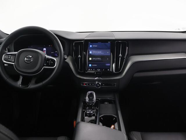 Volvo XC60 2.0 T6 Plug-in hybrid AWD Plus Dark | Panoramadak | Digitaal Dashboard | Contourstoelen | Stoelverwarming V + A | Camera | DAB | Apple CarPlay/Android Auto | Stuurverwarming | Adaptieve Cruise Control | Ele. kofferdeksel | Ele. verstelbare stoel + geheuge