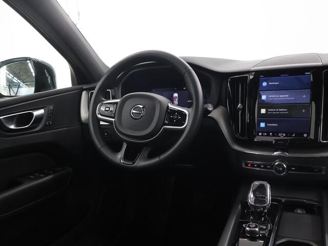 Volvo XC60 2.0 T6 Plug-in hybrid AWD Plus Dark | Panoramadak | Digitaal Dashboard | Contourstoelen | Stoelverwarming V + A | Camera | DAB | Apple CarPlay/Android Auto | Stuurverwarming | Adaptieve Cruise Control | Ele. kofferdeksel | Ele. verstelbare stoel + geheuge