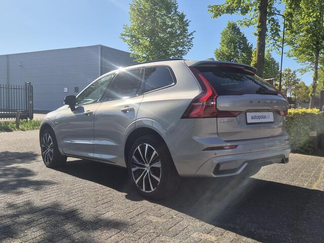 Volvo XC60 2.0 T6 Plug-in hybrid AWD Plus Dark Trekhaak/Panodak/20Inch etc.