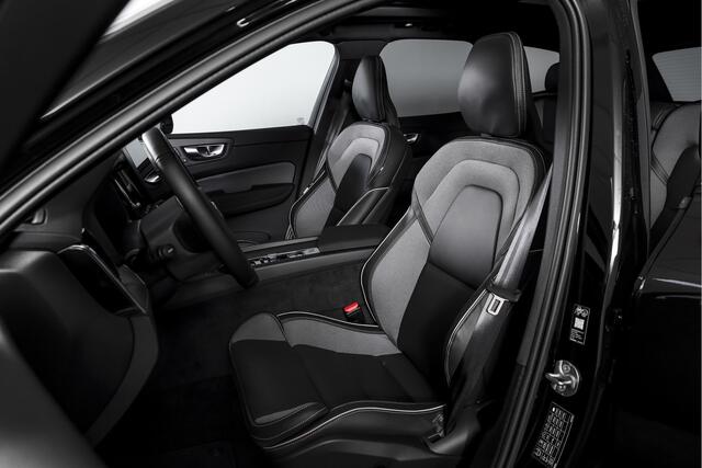 Volvo XC60 2.0 T8 Plug-in hybrid AWD Plus Black Edition - Facelift MY26 | S/K Panodak | Elek. Trekhaak | 360 Camera | Head-Up | Harmon/Kardon | Dig.Cockpit | Adapt.Cruise | Stoel-+Stuurverw. | NAV+App.Connect | Auto.Airco | LM 21" | 9971